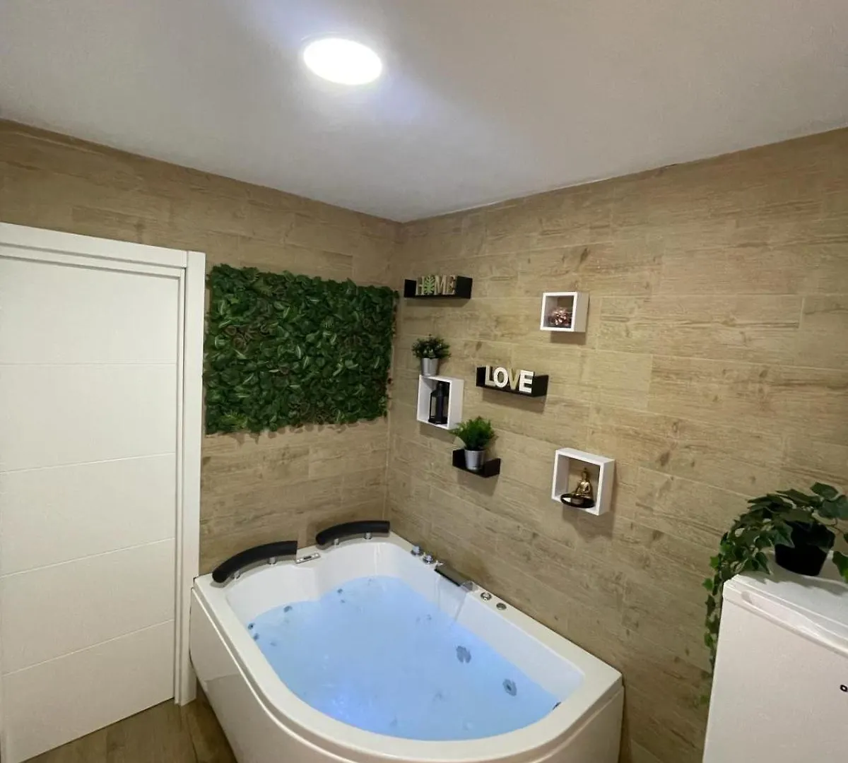 חרז Estudio Bf Jacuzzi Jerez